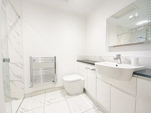 Photo 21- click for photo gallery